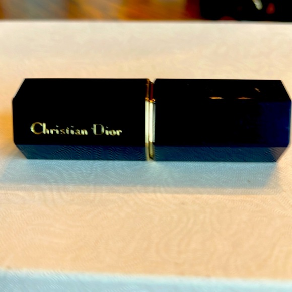 💋💄NWOTAuthentic VTG Christian Dior BerylRose Lipstick. Excellent Condition💋💋 - Picture 2 of 5